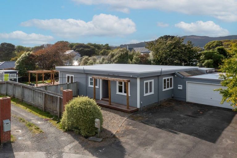Photo of property in 14 Goldsborough Avenue, Raumati Beach, Paraparaumu, 5032