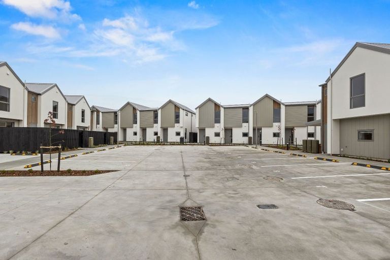 Photo of property in 81 Bampton Street, Shirley, Christchurch, 8061