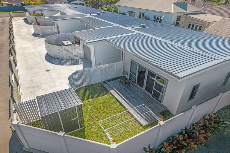 Photo of property in 102c Auckland Road, Greenmeadows, Napier, 4112