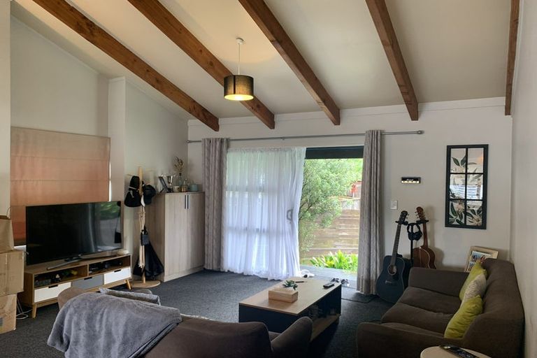 Photo of property in 4/7 Vera Road, Te Atatu South, Auckland, 0610