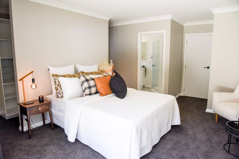 Photo of property in 5 Barton Street, Strandon, New Plymouth, 4312