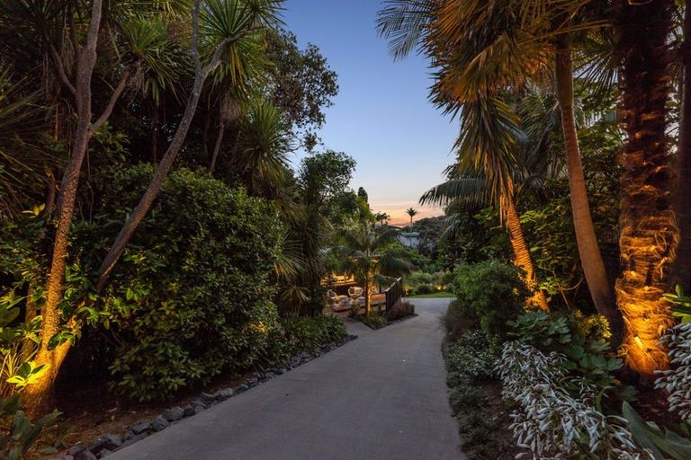 Photo of property in 32a Palmerston Road, Birkenhead, Auckland, 0626