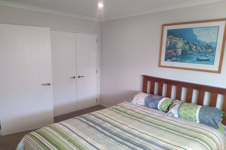 Photo of property in 14 Latimer Way, Petone, Lower Hutt, 5012