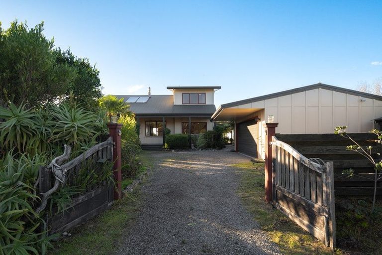 Photo of property in 180 Rarangi Beach Road, Rarangi, Blenheim, 7273
