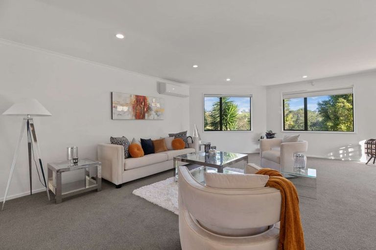 Photo of property in 36 Roy Maloney Drive, Henderson, Auckland, 0612