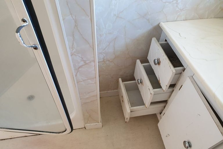 Photo of property in 12 Grebe Street, Manurewa, Auckland, 2102