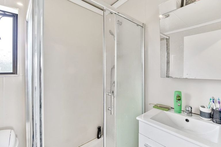 Photo of property in 24 Orly Avenue, Mangere, Auckland, 2022