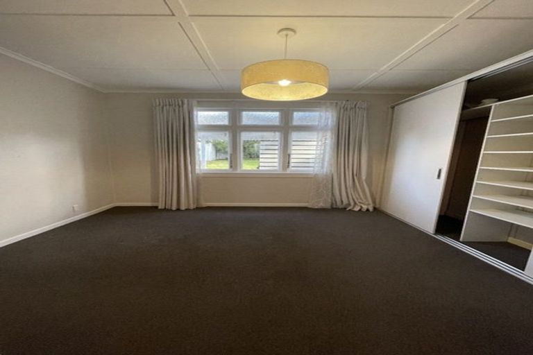 Photo of property in 87 Don Buck Road, Massey, Auckland, 0614