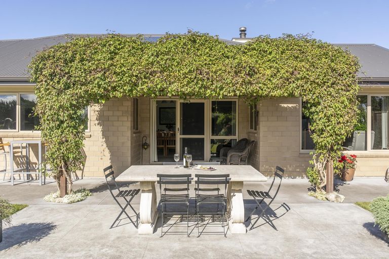 Photo of property in 49 Armstrong Avenue, Carterton, 5713