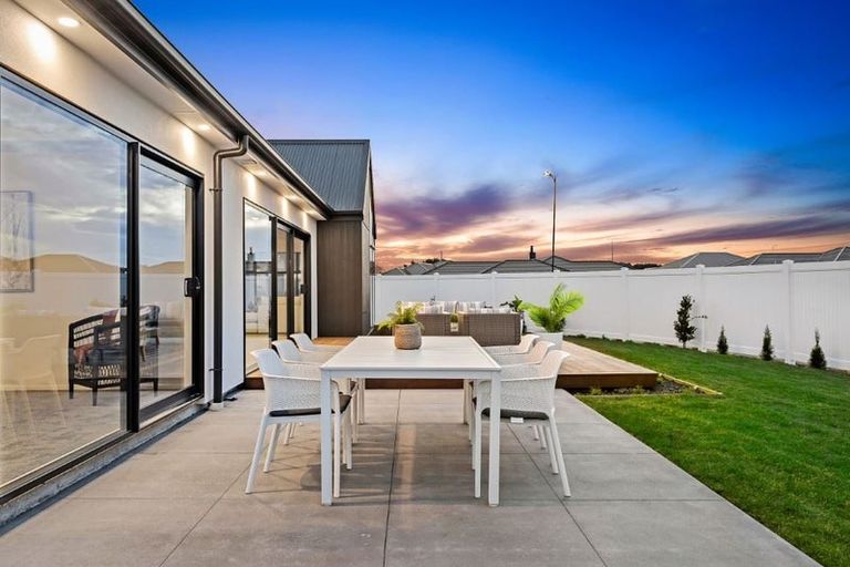 Photo of property in 4 Timara Crescent, Marshland, Christchurch, 8083