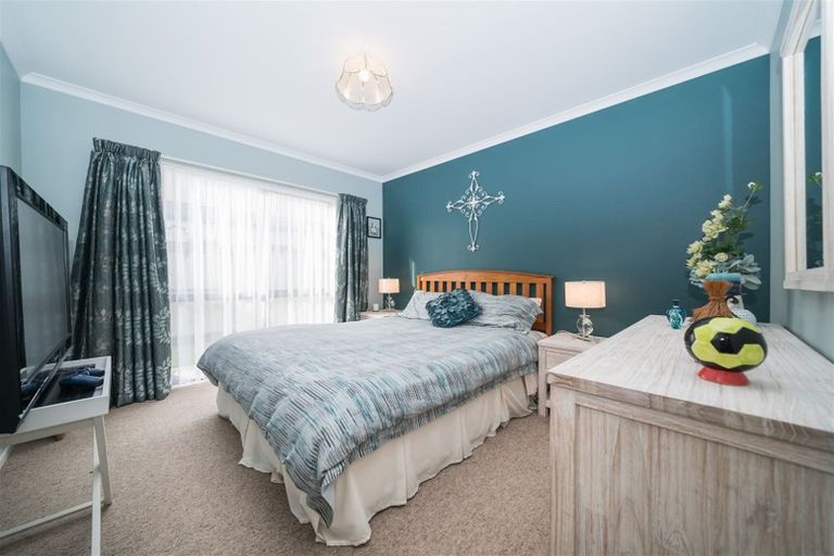 Photo of property in 19 Long Melford Road, Awapuni, Palmerston North, 4412