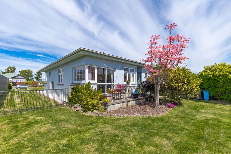 Photo of property in 19 Raymond Street, West End, Timaru, 7910