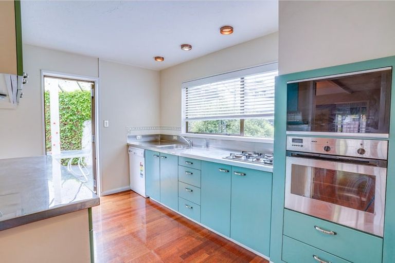 Photo of property in 1/10 Chevron Place, Ilam, Christchurch, 8041