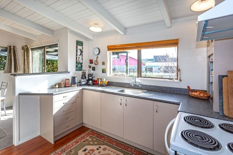 Photo of property in 25 Kauri Place, Tairua, 3508