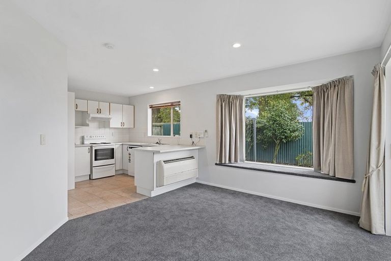 Photo of property in 4/15 Sylvan Street, Hillmorton, Christchurch, 8024