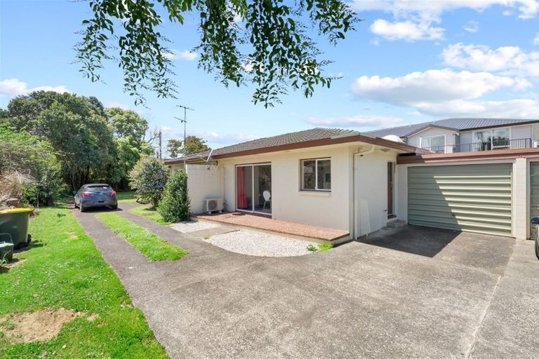 Photo of property in 2/30 Takanini Road, Takanini, 2112