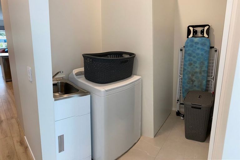 Photo of property in 4/21 Boyes Avenue, Whenuapai, Auckland, 0618