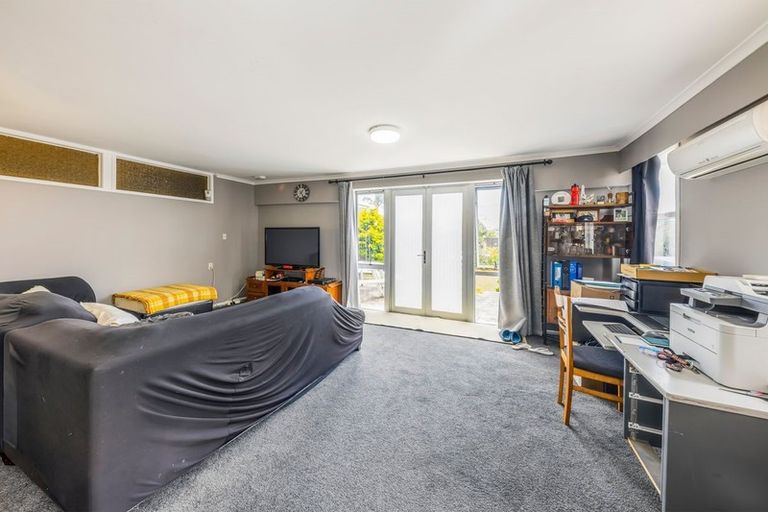 Photo of property in 41 Fernaig Street, Papakura, 2110
