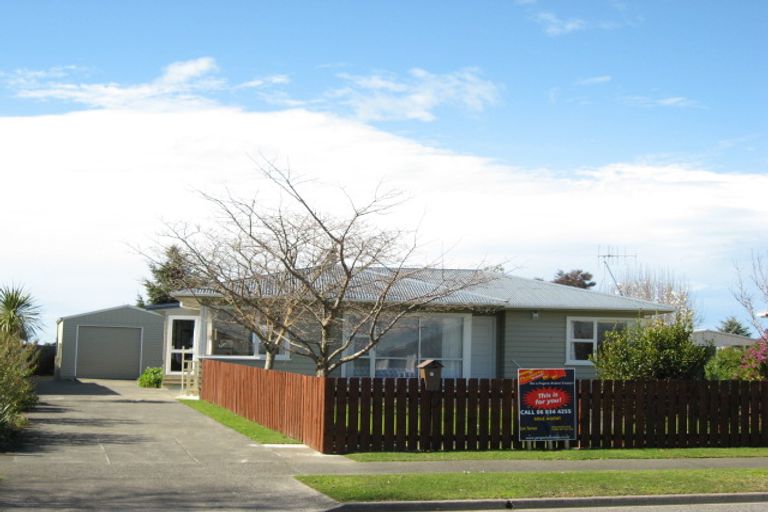 Photo of property in 17 Henley Crescent, Pirimai, Napier, 4112