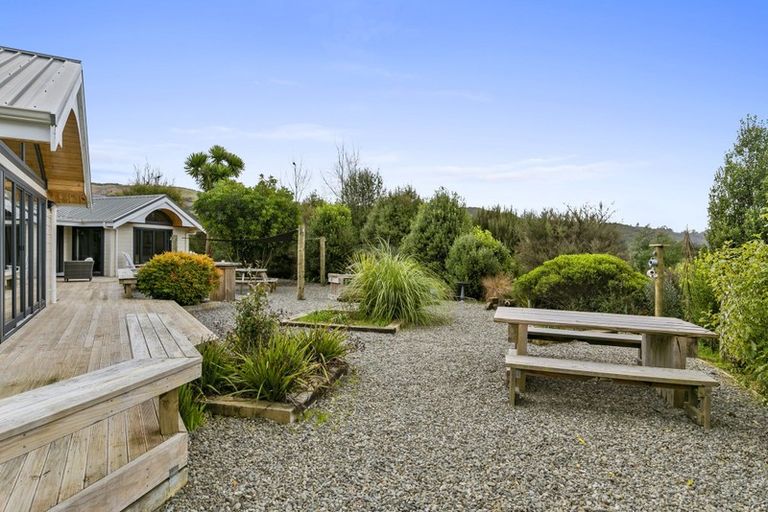 Photo of property in 31b Kakariki Way, Whitemans Valley, Upper Hutt, 5371
