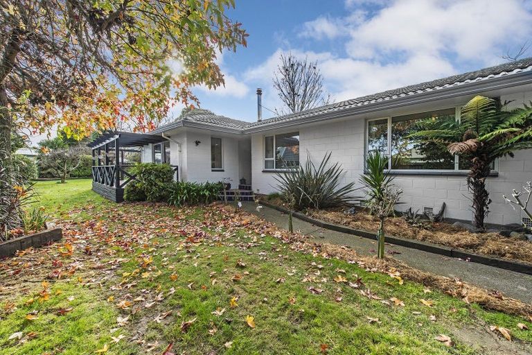 Photo of property in 14 Riwai Street, Templeton, Christchurch, 8042