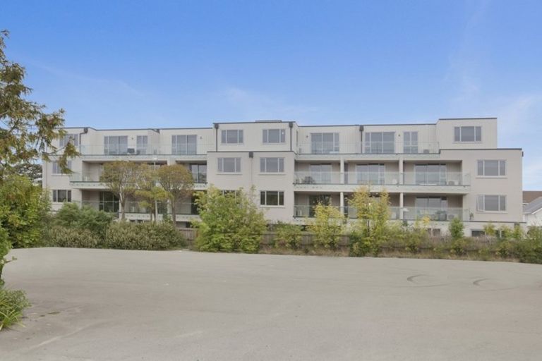 Photo of property in 2/871 Colombo Street, Christchurch Central, Christchurch, 8013