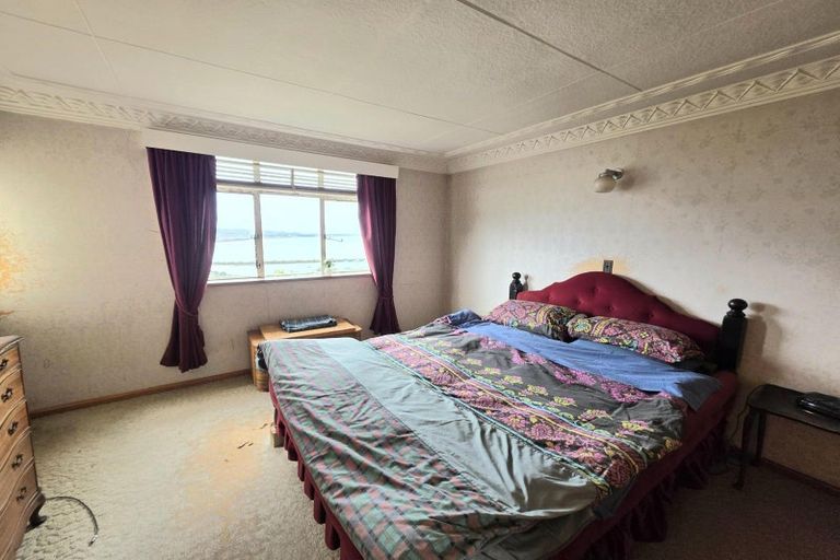 Photo of property in 2 Avon Street, South Hill, Oamaru, 9400