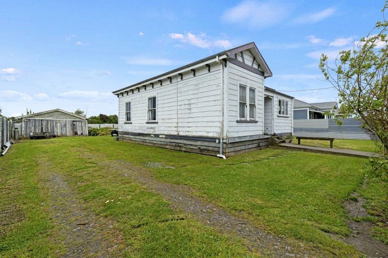 Photo of property in 6 Alexandra Street, Marton, 4710