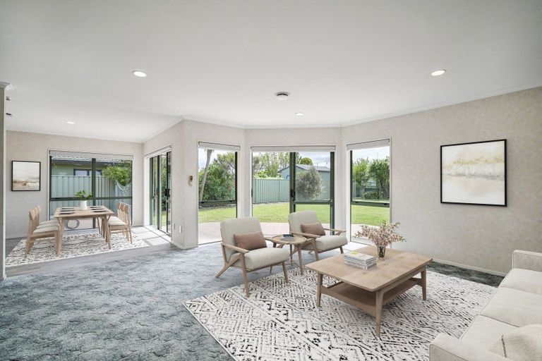 Photo of property in 17 Amanda Place, Mayfair, Hastings, 4122