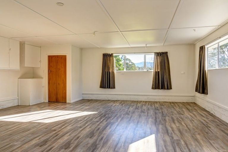 Photo of property in 68 Central Road South, Lower Moutere, Upper Moutere, 7175