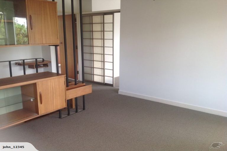 Photo of property in 60b Te Atatu Road, Te Atatu South, Auckland, 0610