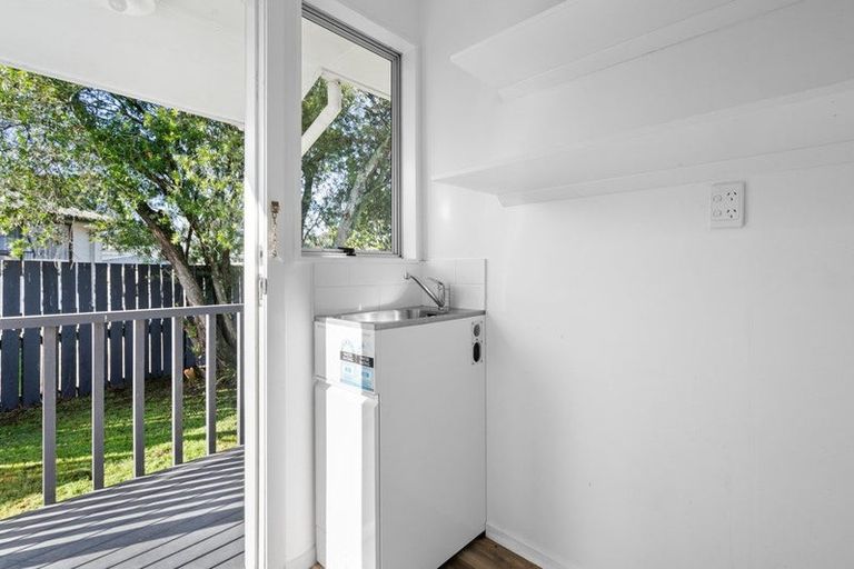 Photo of property in 35 Purcell Place, Melville, Hamilton, 3206