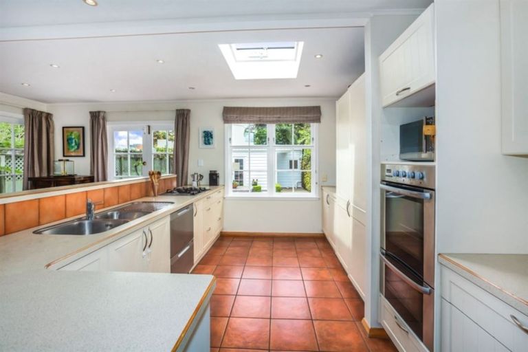 Photo of property in 8 Saint Andrews Grove, Boulcott, Lower Hutt, 5010