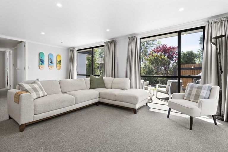 Photo of property in 279 Shakespeare Street, Leamington, Cambridge, 3432