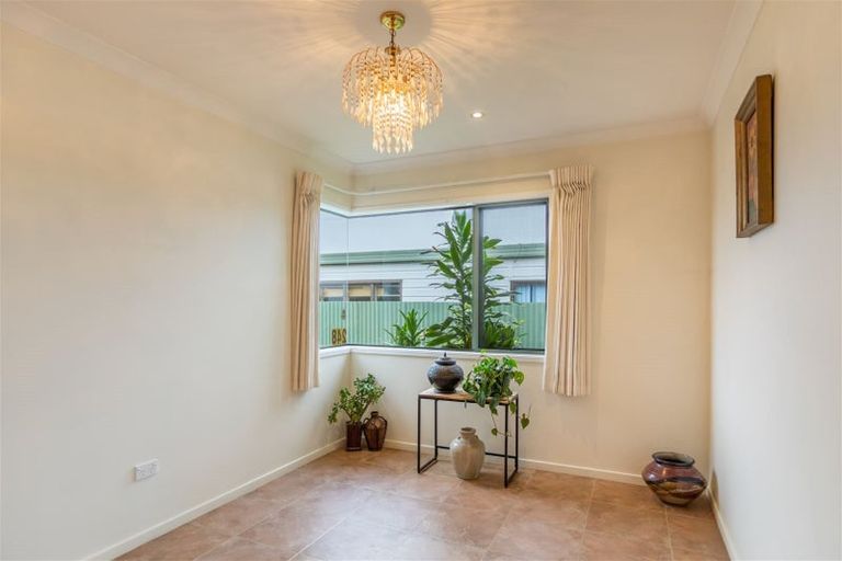 Photo of property in 248 Kennedy Road, Onekawa, Napier, 4110