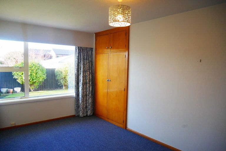 Photo of property in 2/4 Lansbury Avenue, Strowan, Christchurch, 8052