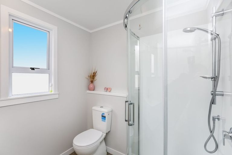 Photo of property in 7 Lyn Street, Lynmouth, New Plymouth, 4310