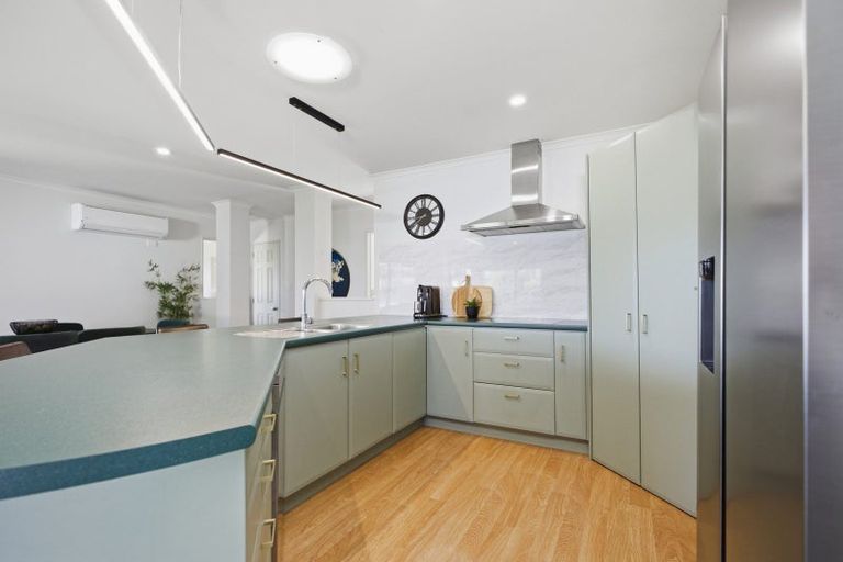 Photo of property in 62 Rowesdale Drive, Ohauiti, Tauranga, 3112