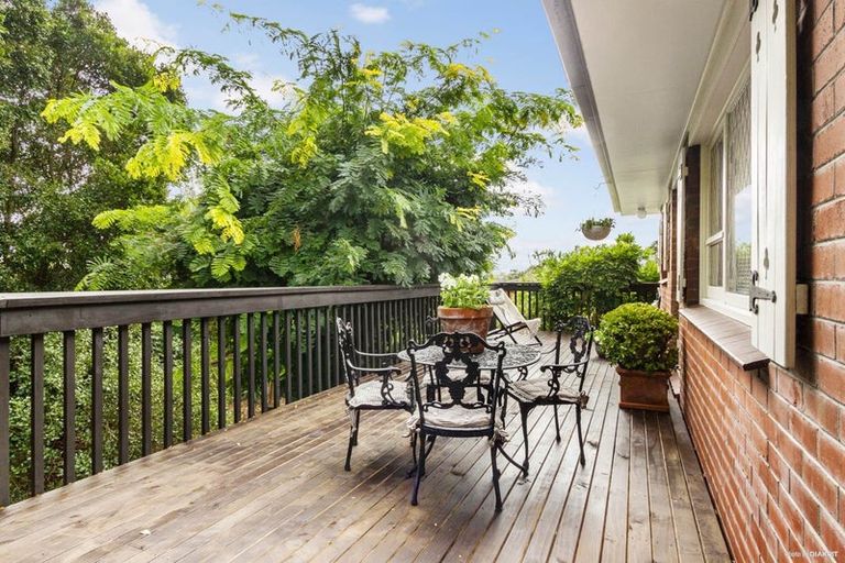 Photo of property in 4 Libra Street, Glen Eden, Auckland, 0602