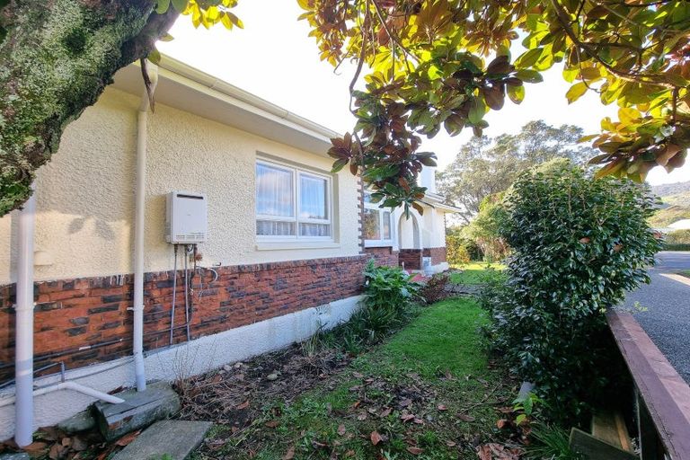 Photo of property in 2 Ida Street, Greymouth, 7805