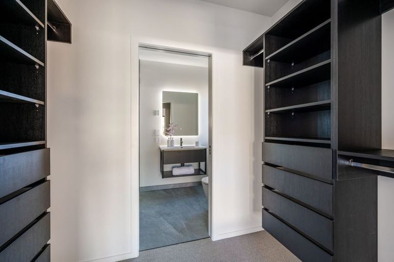 Photo of property in 6 Simpson Crescent, Wanaka, 9305