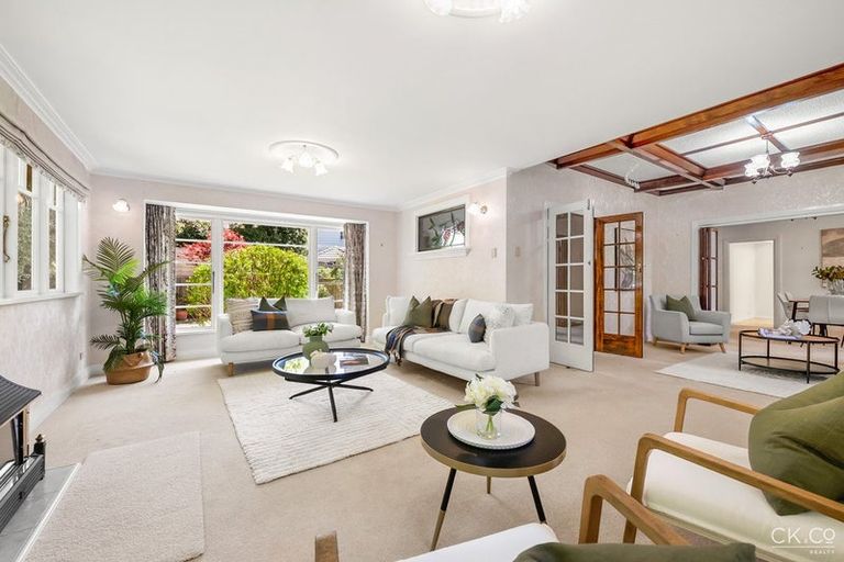 Photo of property in 7 Totara Crescent, Woburn, Lower Hutt, 5010