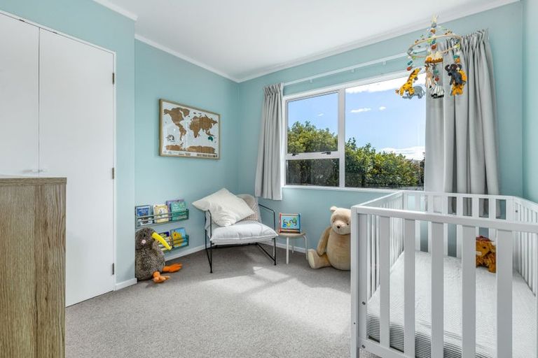 Photo of property in 73 Langdale Avenue, Paraparaumu, 5032