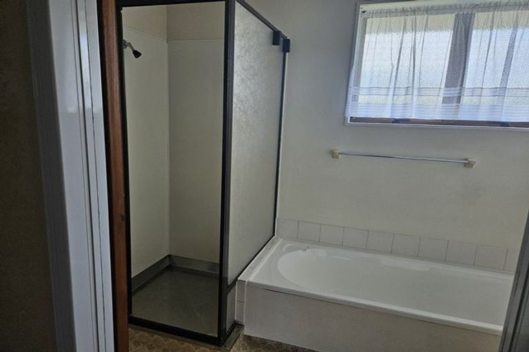 Photo of property in 1 Douglas Street, West End, Palmerston North, 4412