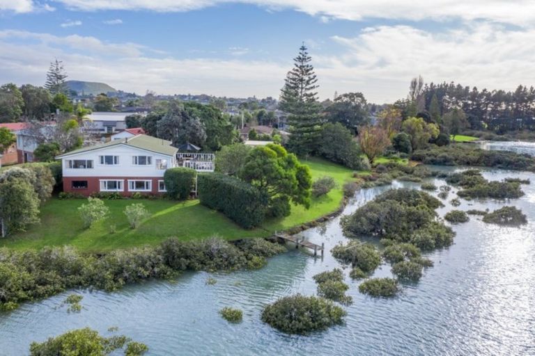 Photo of property in 75 Millen Avenue, Pakuranga, Auckland, 2010