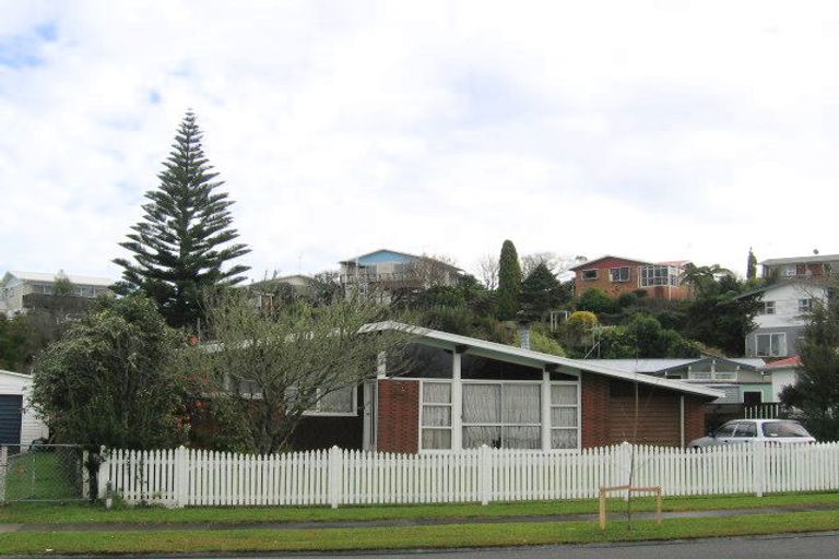 Photo of property in 3 Caernarvon Street, Dinsdale, Hamilton, 3204