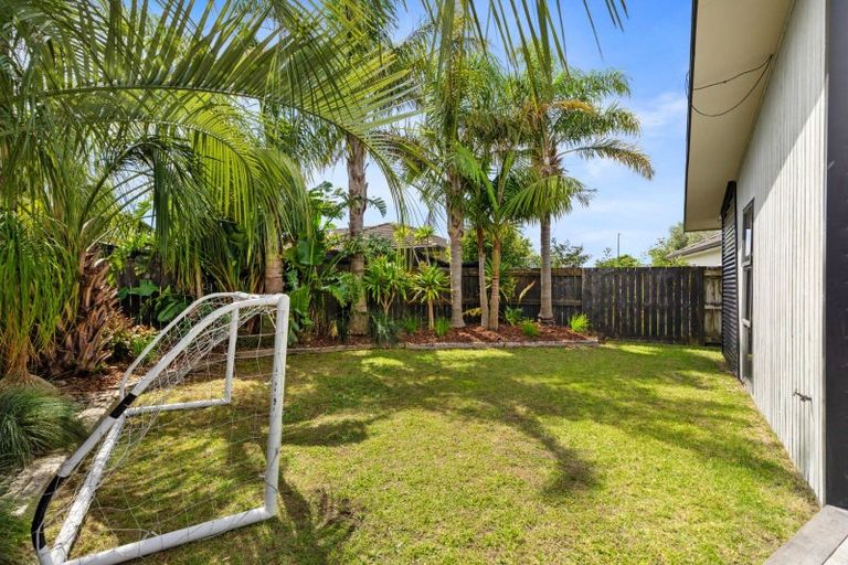 Photo of property in 14 Sarah Place, Papamoa Beach, Papamoa, 3118