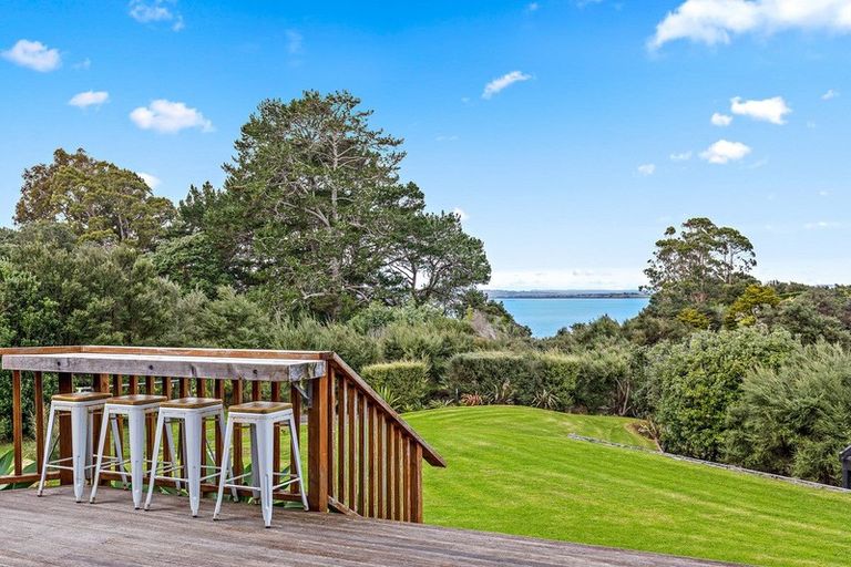 Photo of property in 68 Omana Avenue, Shelly Beach, Helensville, 0874