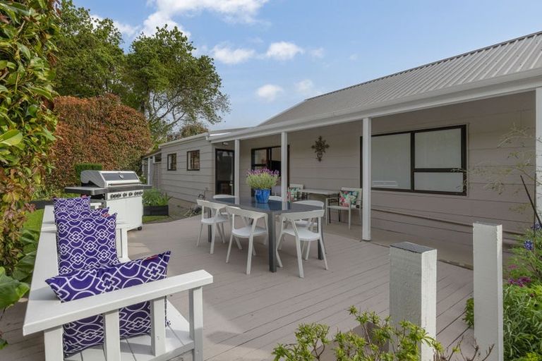 Photo of property in 133 Raumati Road, Raumati Beach, Paraparaumu, 5032