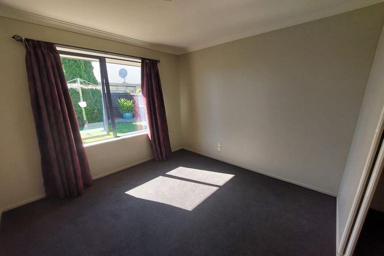 Photo of property in 54 Limes Avenue, Parklands, Christchurch, 8083